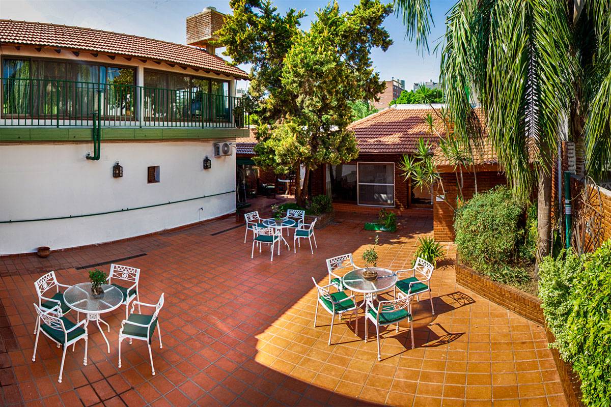 instalaciones-geriatrico-jardin-3